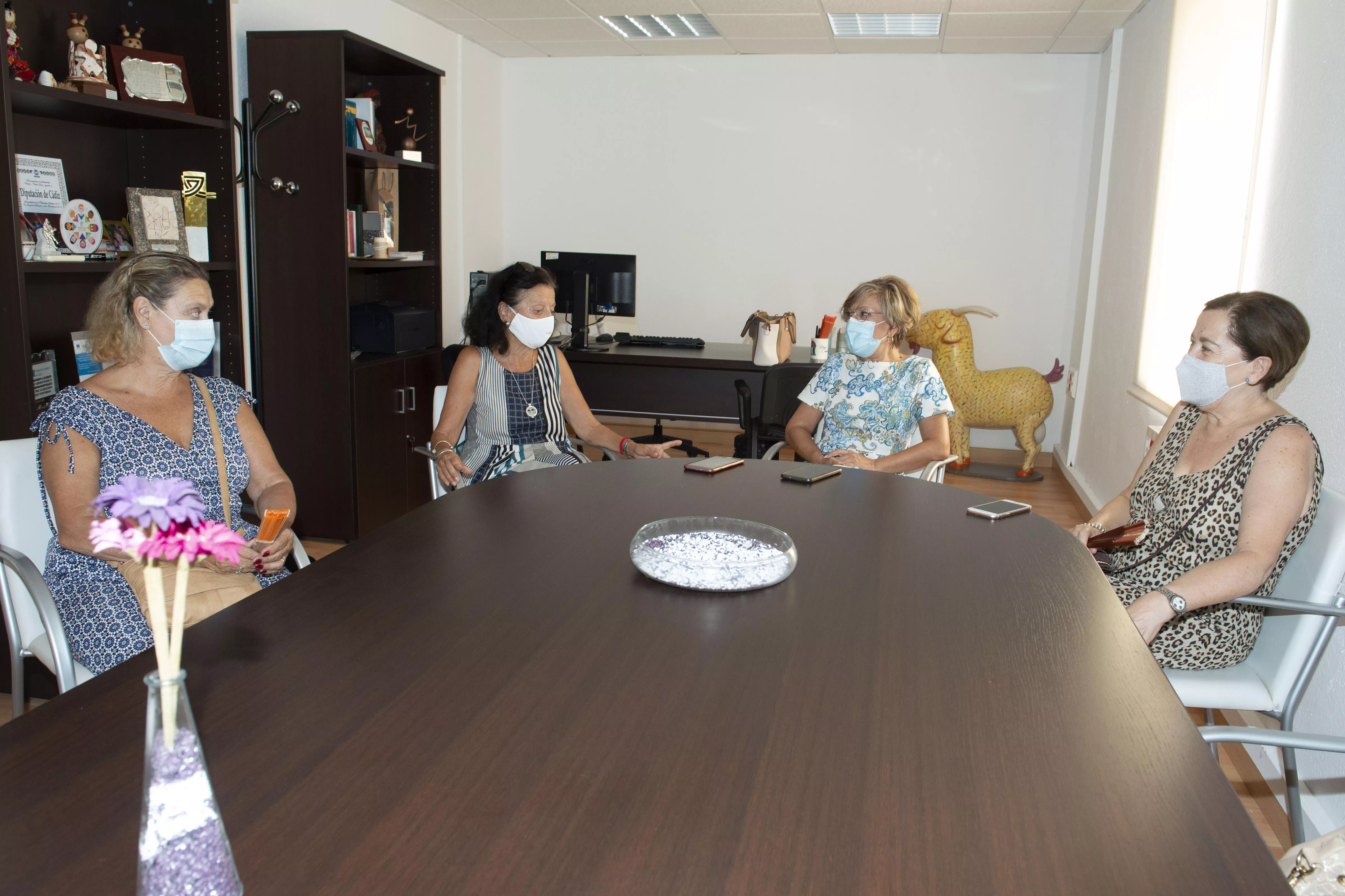 mujeres de acero.jpg