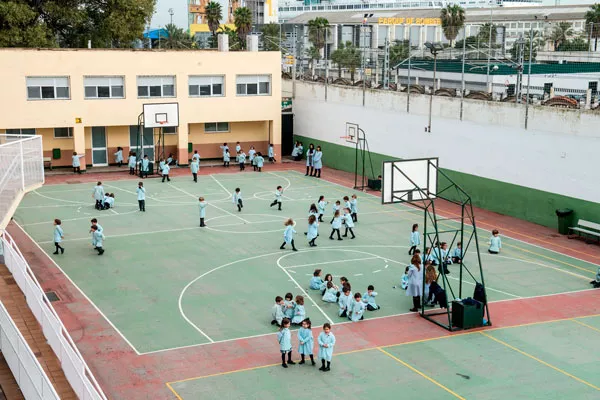 Los centros educativos buscan medidas contra el COVID 19