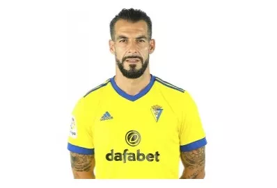 Negredo, delantero del Cádiz CF