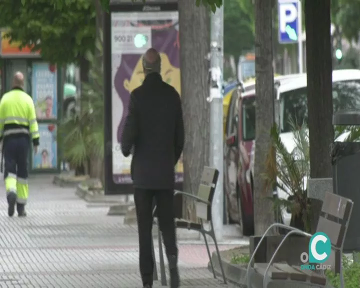 Gente andado por la calle