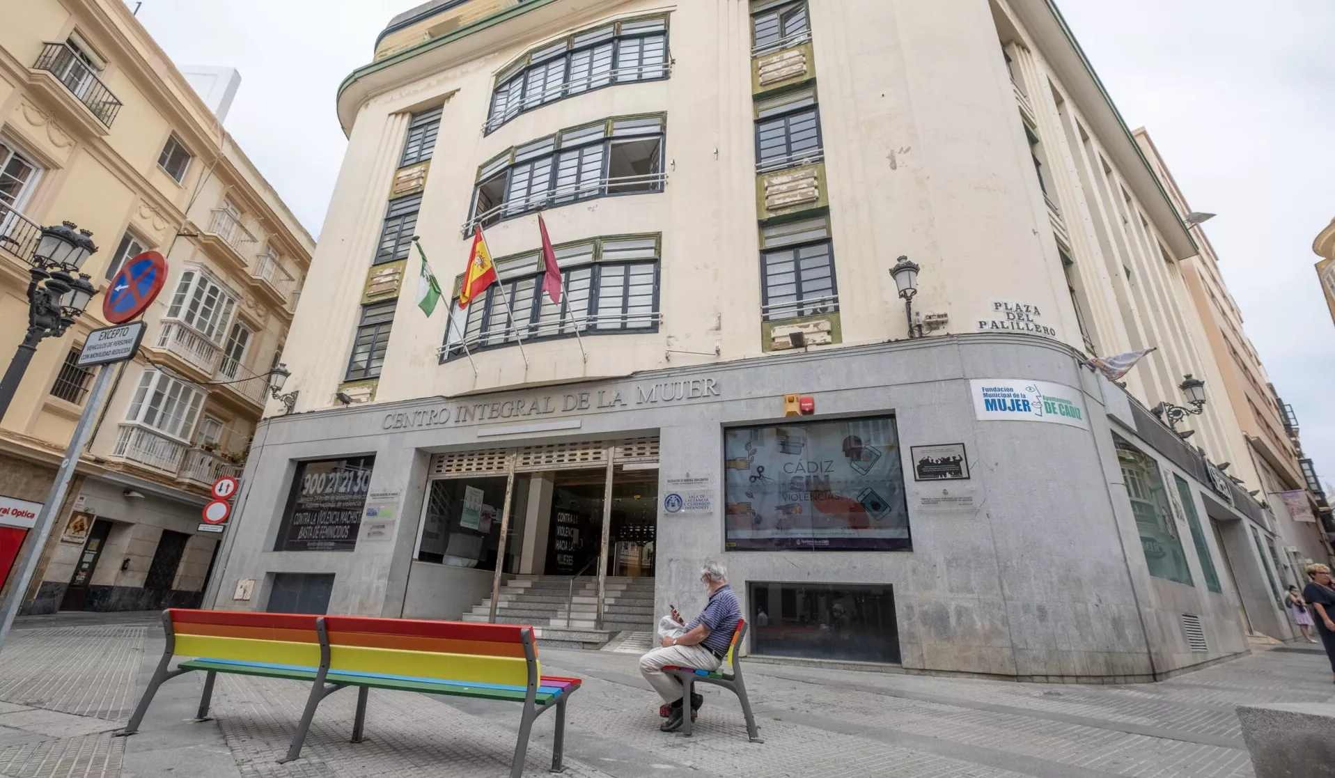 La muestra 'Mujeres sin Sombrero' se expone en el Centro Integral de la Mujer