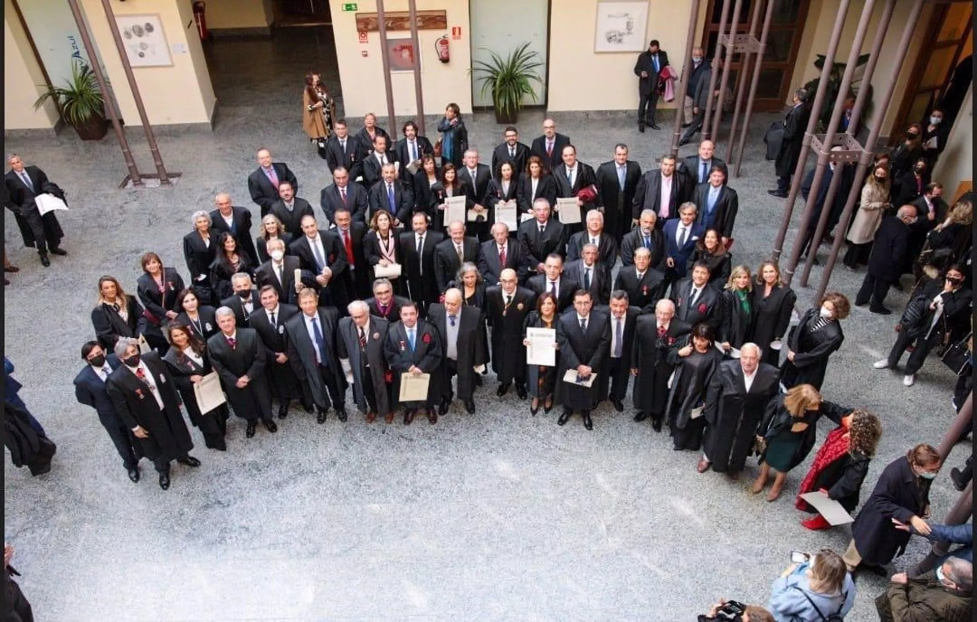 Se ha reconocido a los profesionales que llevan 25 años colegiados