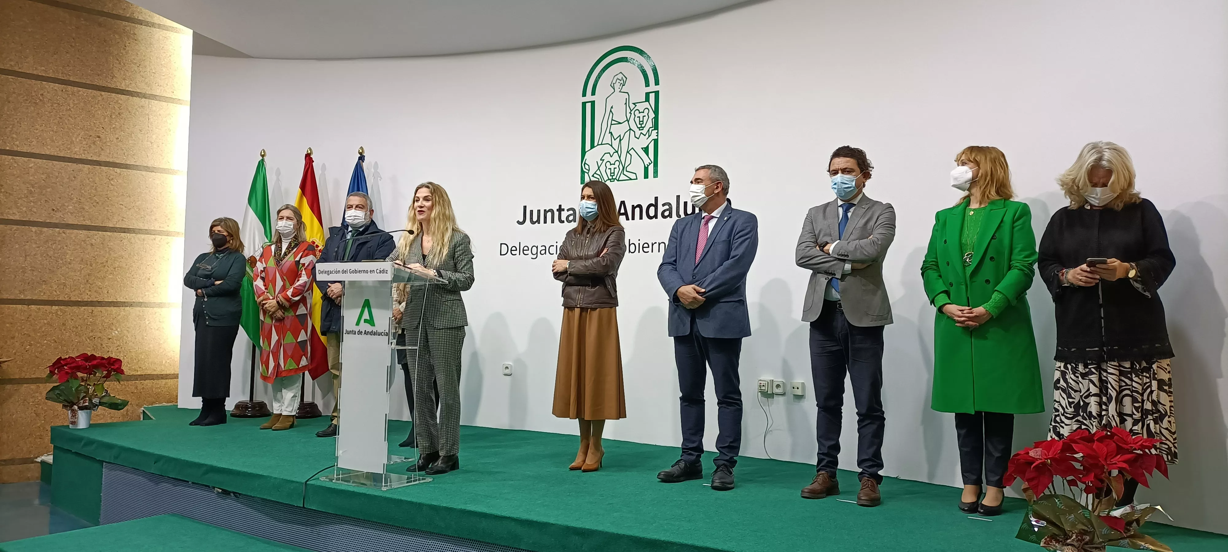Ana Mestre con sus delegados territoriales.