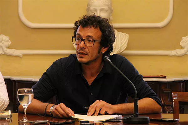 José María González