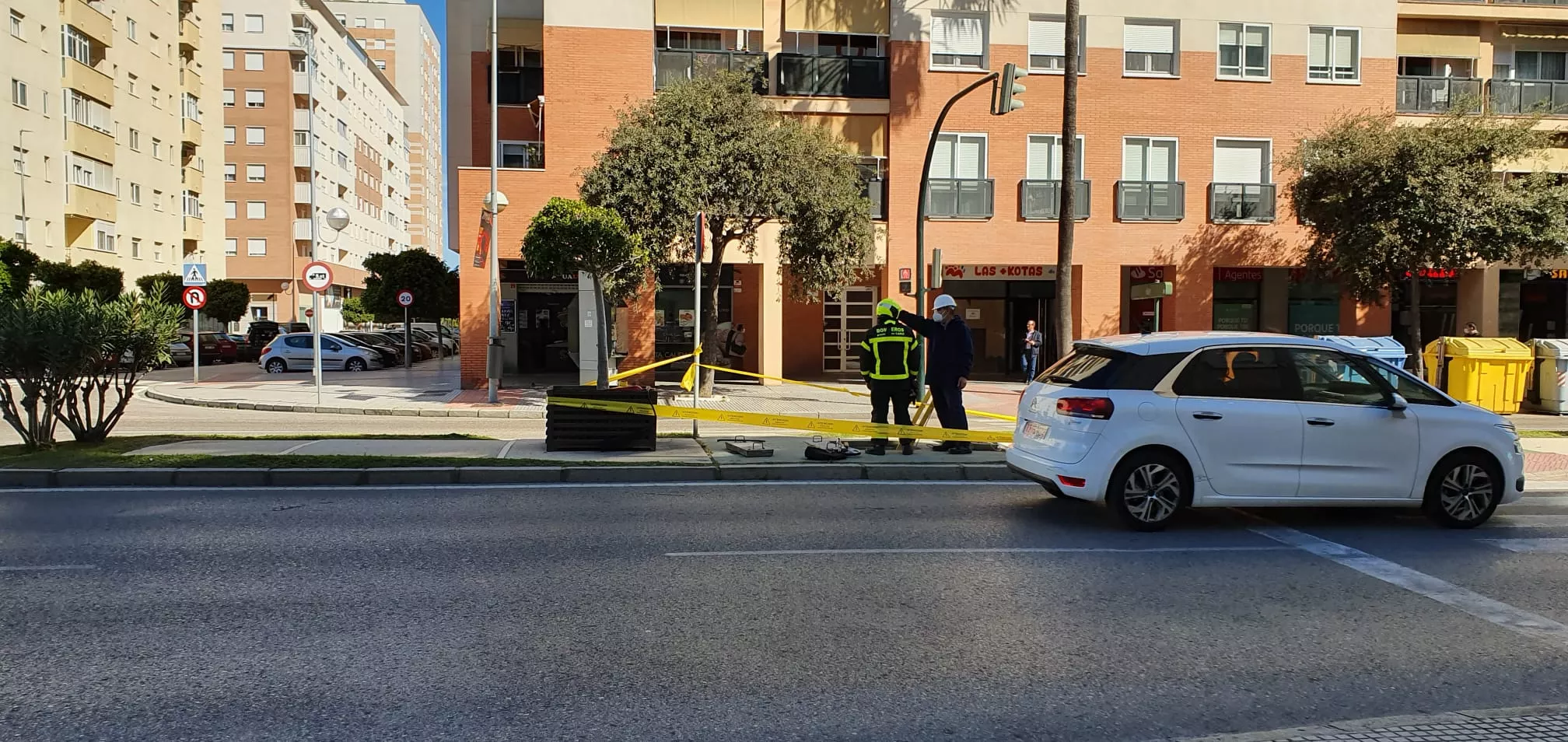 Zona afectada por el fuego que ha provocado los cortes 