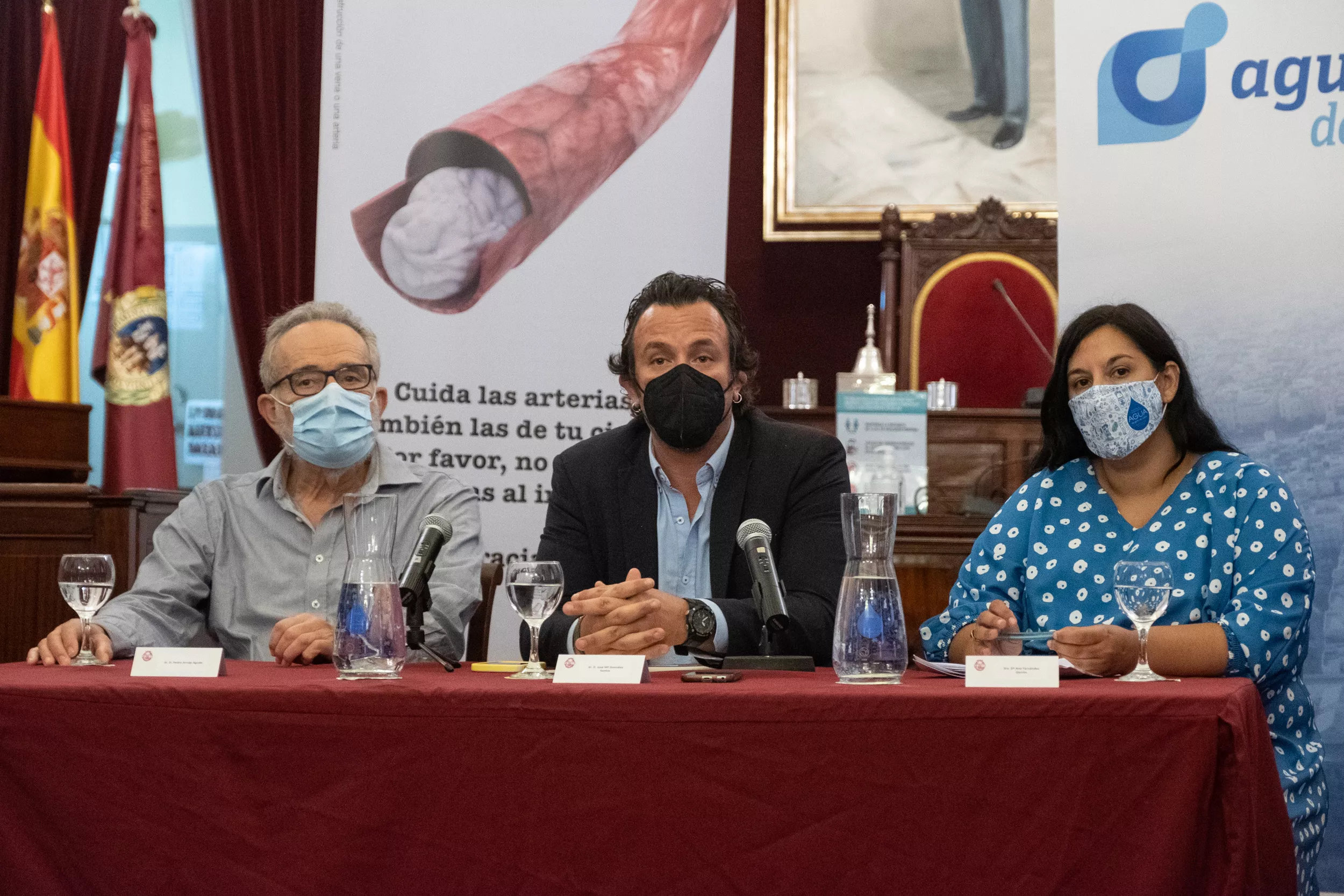 El agua hay que promoverlo como bien común