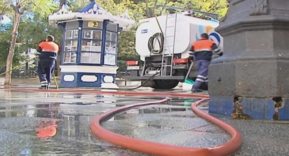 El Ayuntamiento sigue a la espera de resolución del Tribunal de Recursos Contractuales para adjudicar el pliego de limpieza.