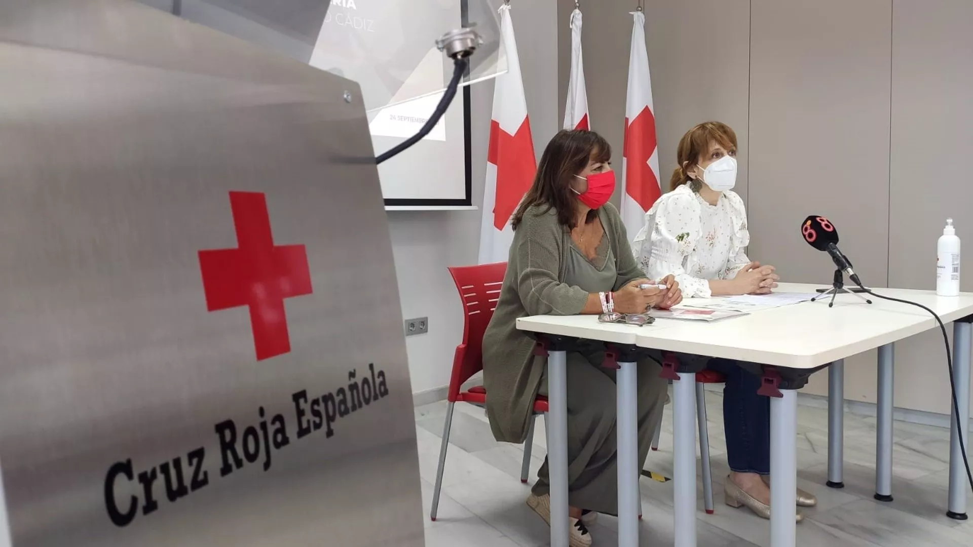 La tarjeta monedero beneficia a 8.000 gaditanos desde el comienzo de la pandemia.