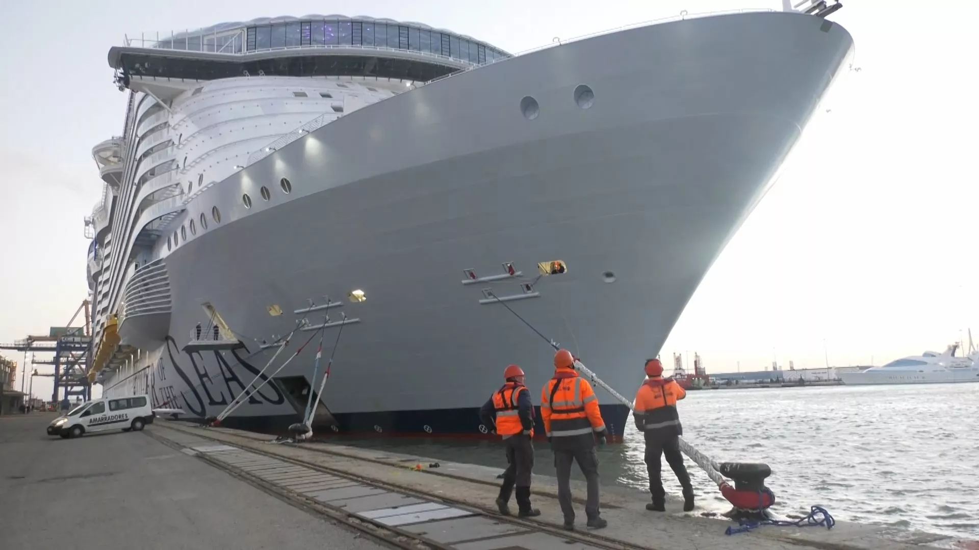 La primera conexión OPS se instalará en el muelle Alfonso XIII del puerto de Cádiz 