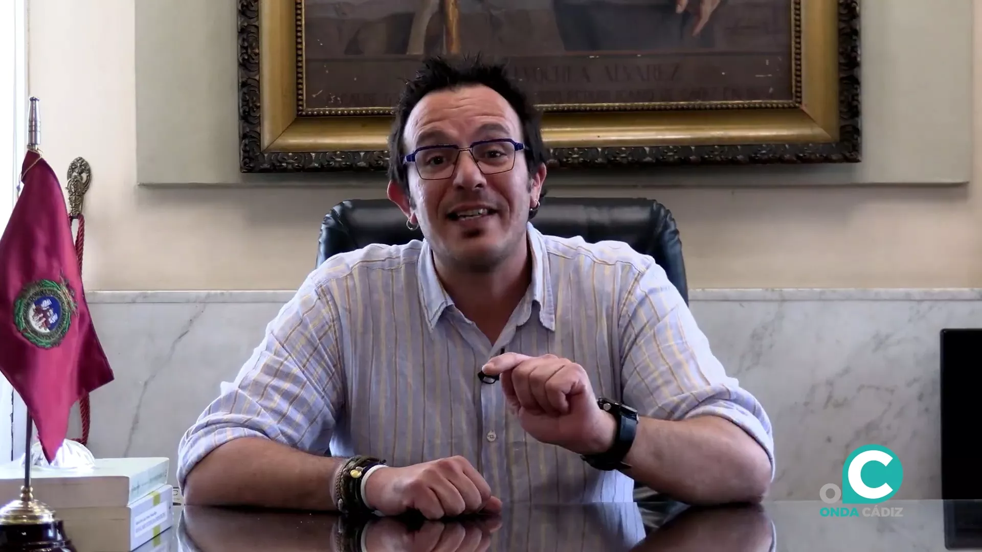 El alcalde, José María González. 