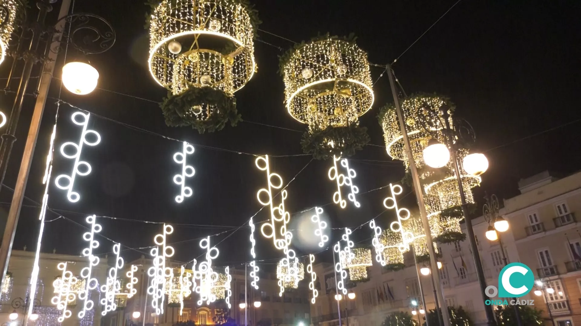 Imagen del alumbrado de la Plaza de San Antonio 