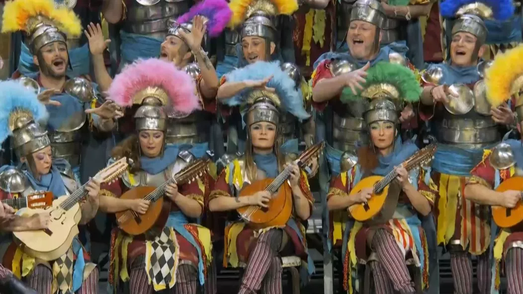 El concurso llega al primer fin de semana con la primera sesión de ocho agrupaciones.