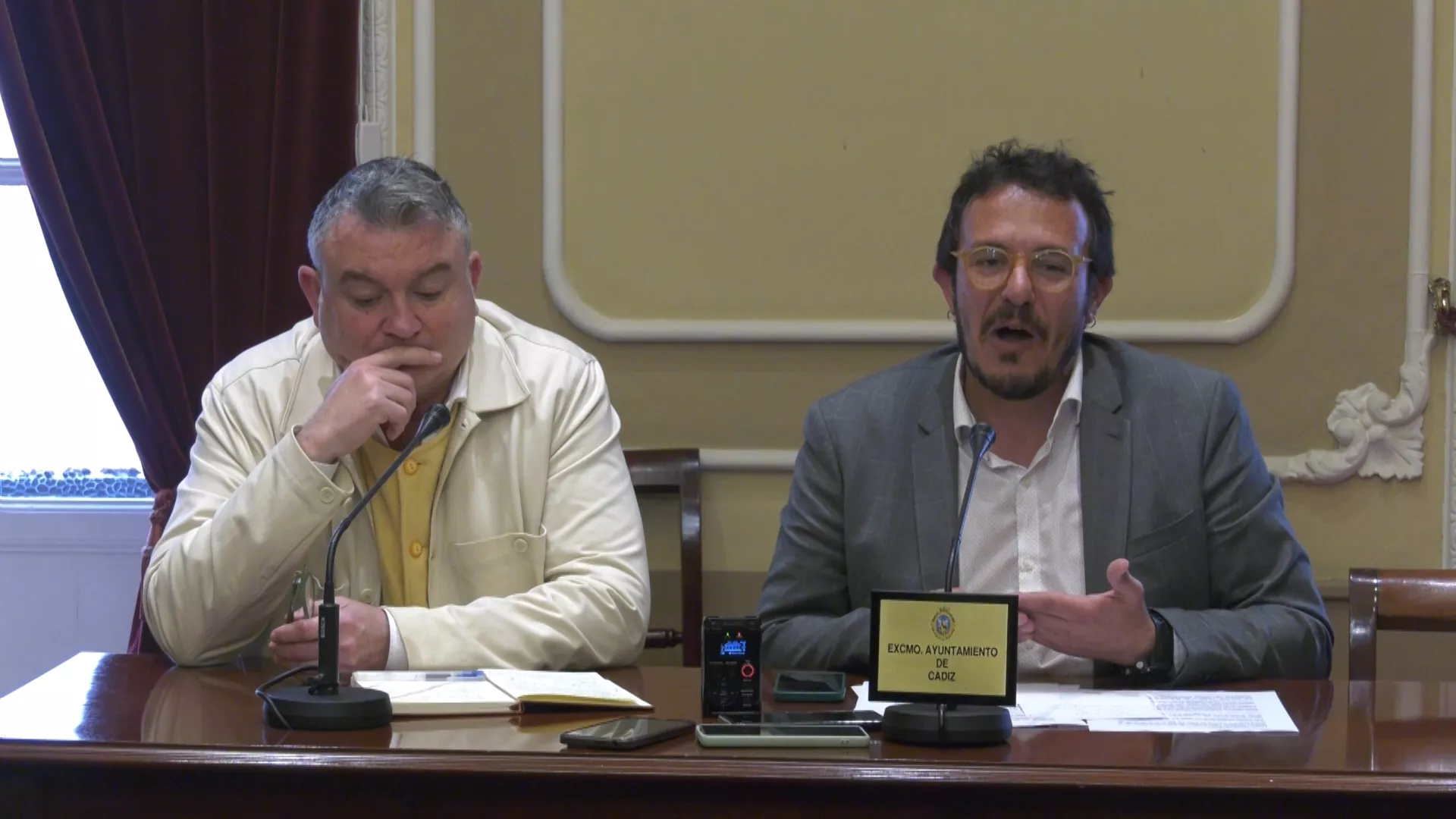 Alcalde y concejal de Presidencia comparecen en rueda de prensa 