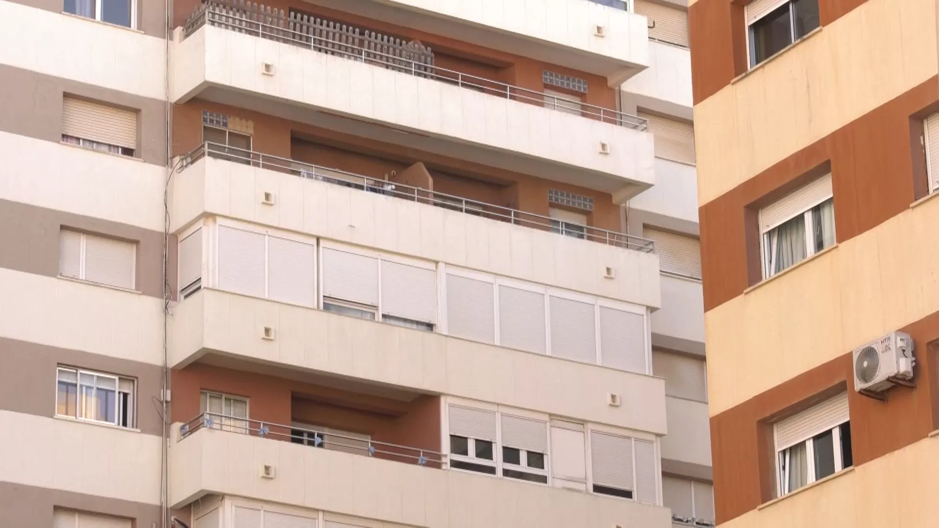 Cádiz registra el precio unitario de venta más alto de entre las capitales, 2.452€/m², seguida de Málaga 2.221€/m² y Sevilla 1.987€/m².