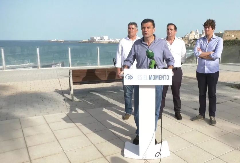 El PP de Cádiz considera como "atípica" la campaña electoral.