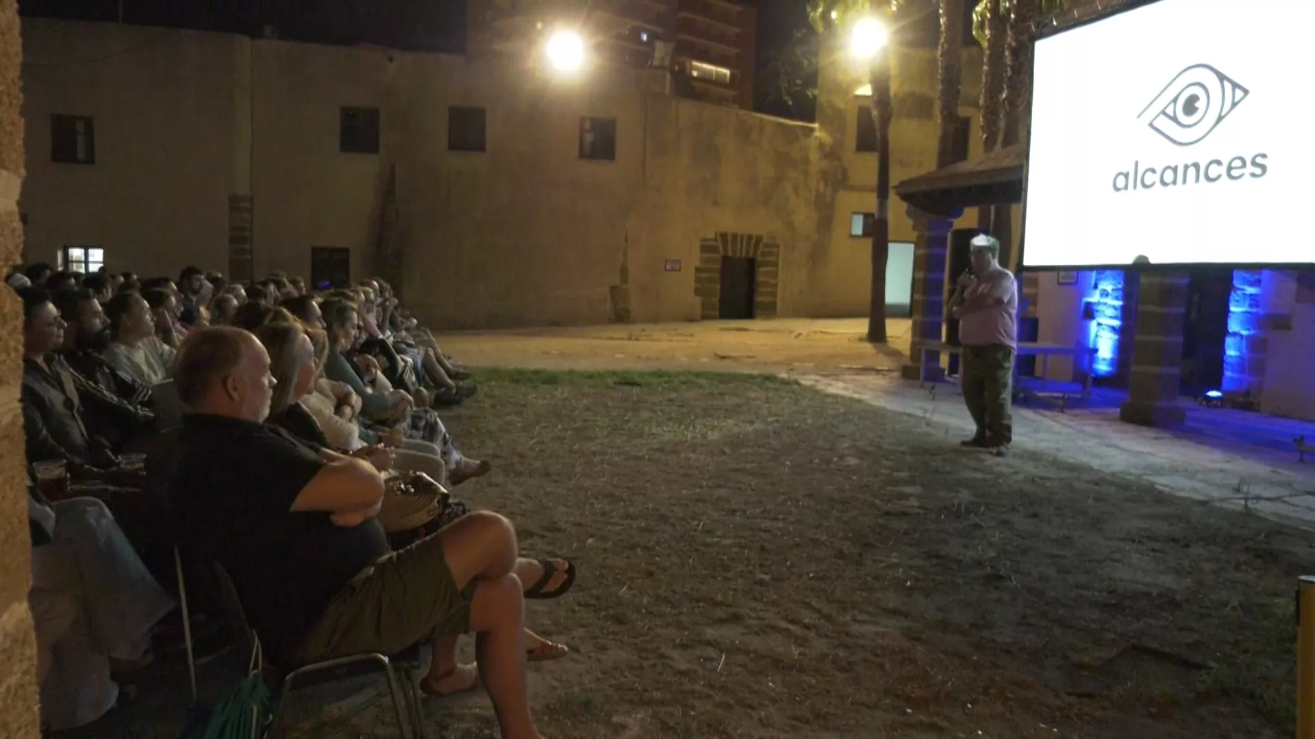 El castillo de Santa Catalina acoge la clausura del ciclo "Cortos a la Fresquita"