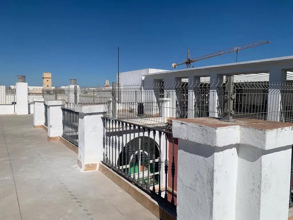 El Colegio Carlos III ha sido uno de los incluidos en el programa de puesta a punto previo al inicio del curso