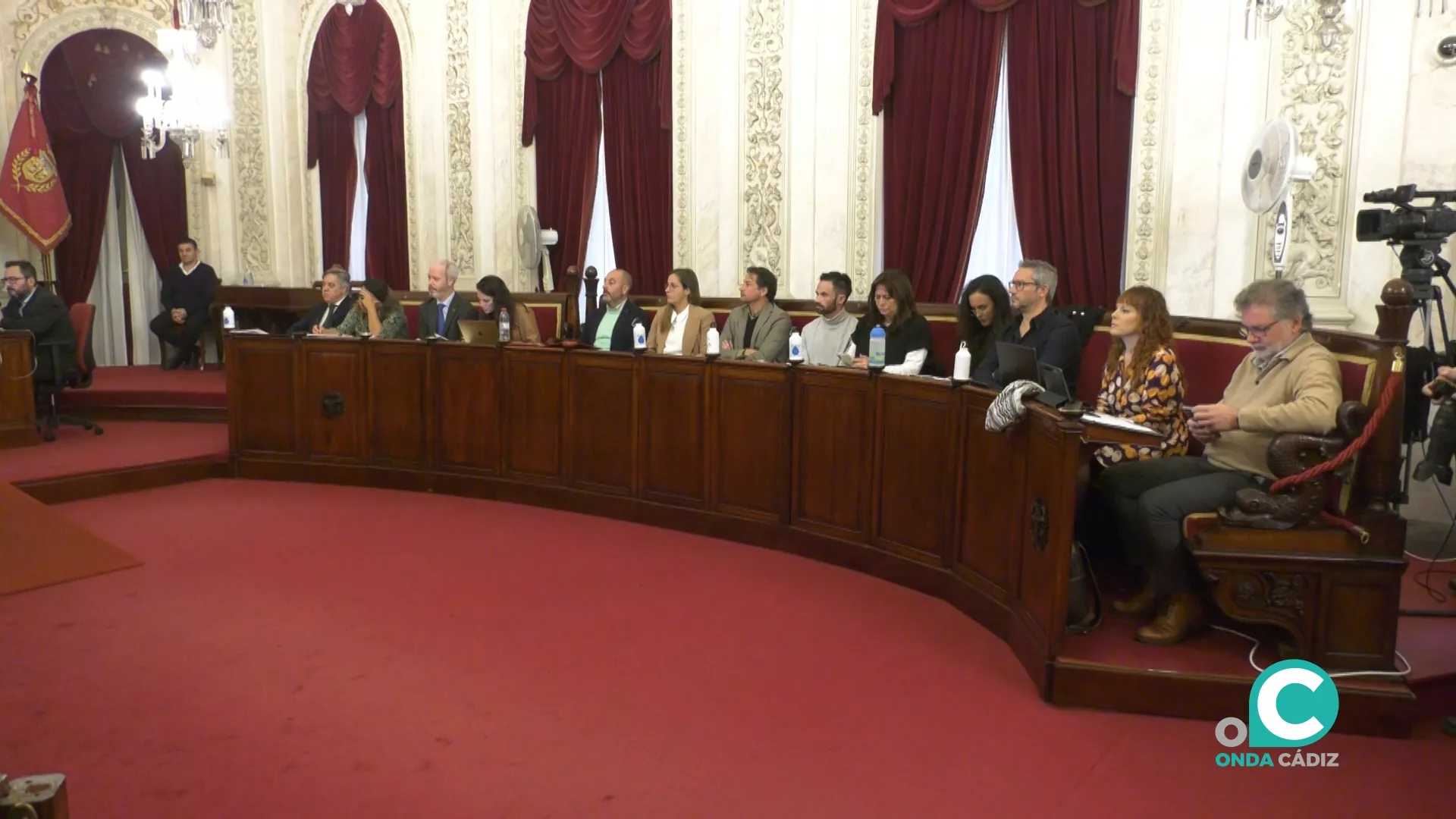 Sesión plenaria del Ayuntamiento de Cádiz. 