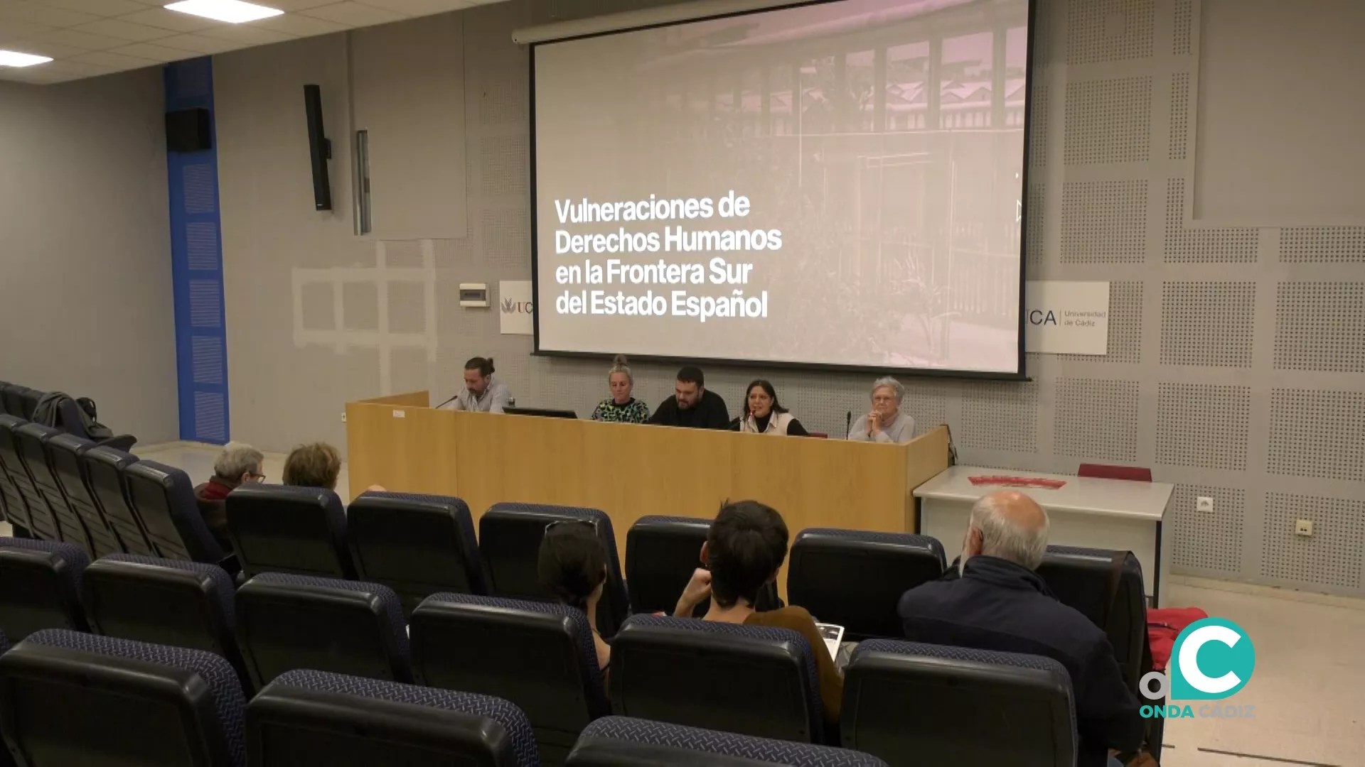 'Vulneración de derechos humanos en la Frontera Sur del Estado español 2021-2022. Racismo institucional, fronteras y política migratoria'