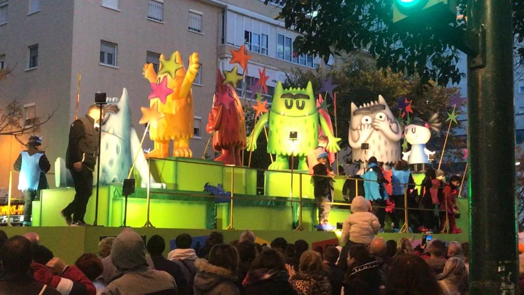 Una de las carrozas que formaba parte del cortejo.