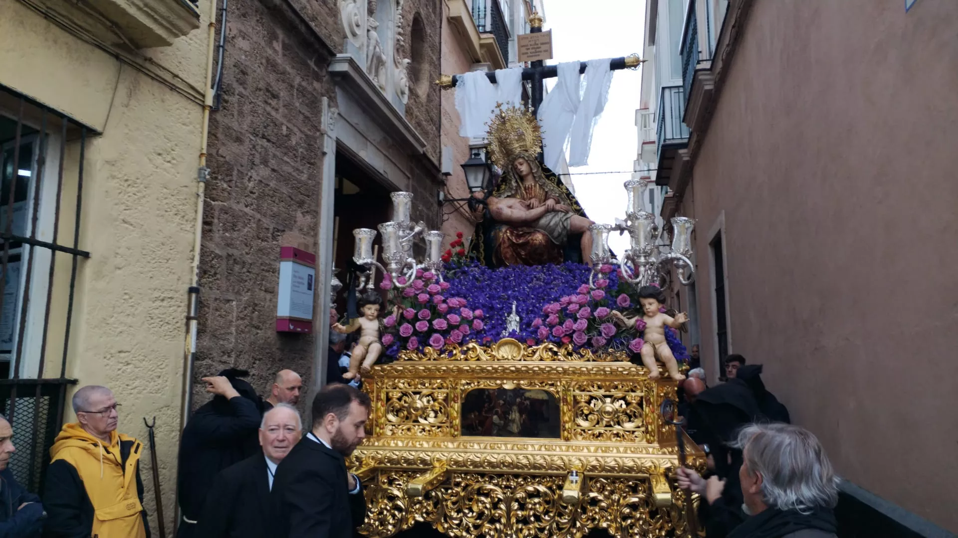 Caminito adelanta su salida