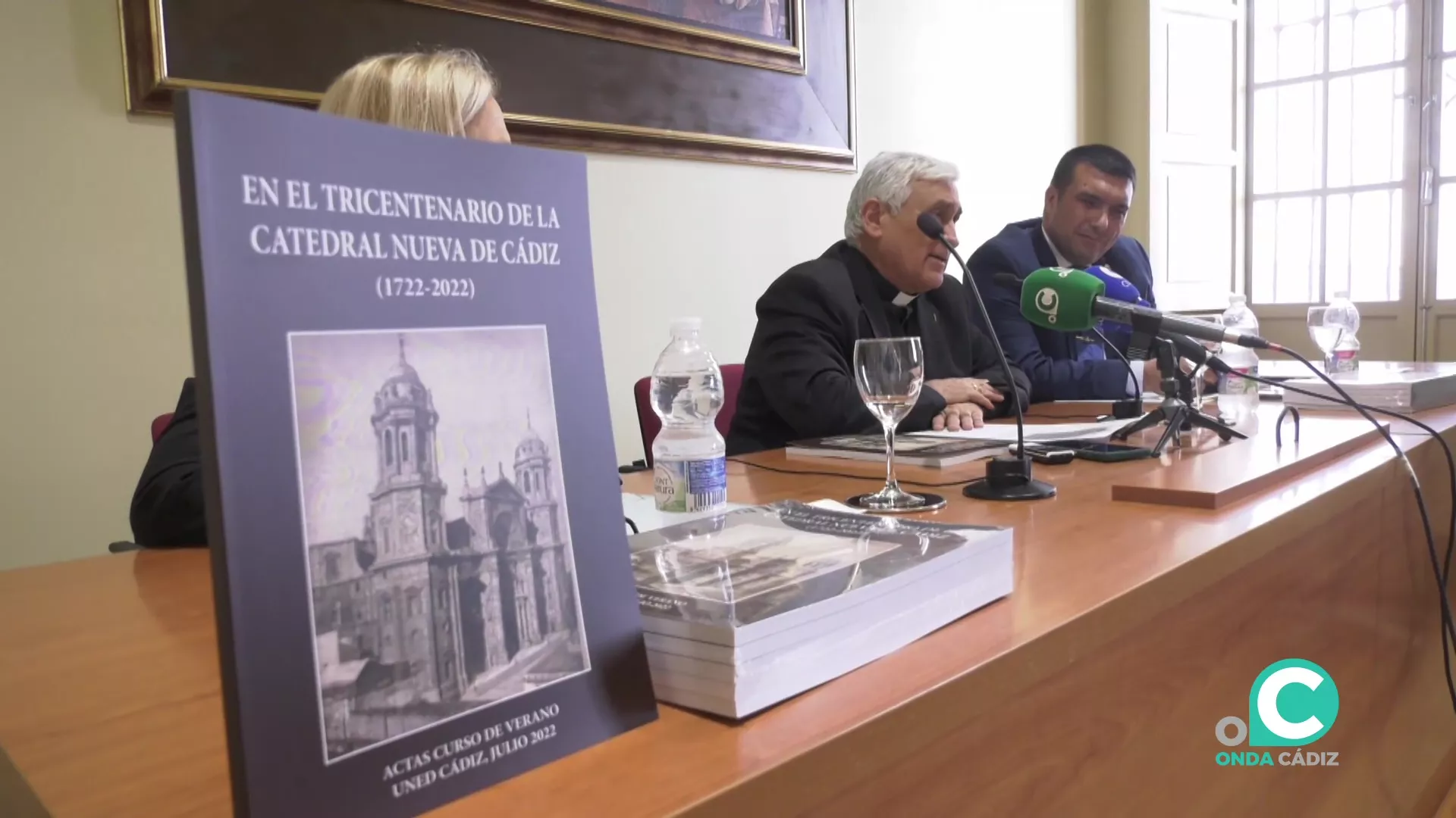 El obispo de Cádiz presidió el acto de presentación