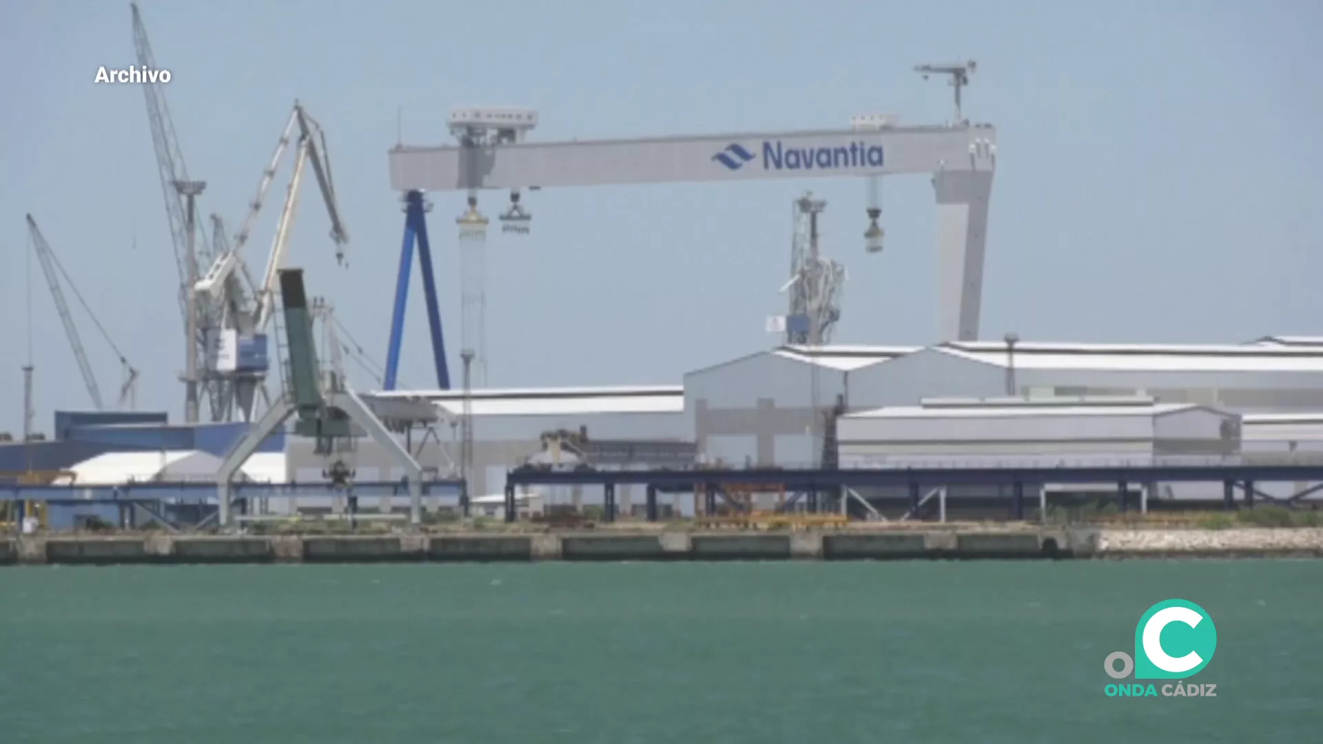 Factoría de astilleros en la Bahía de Cádiz. 