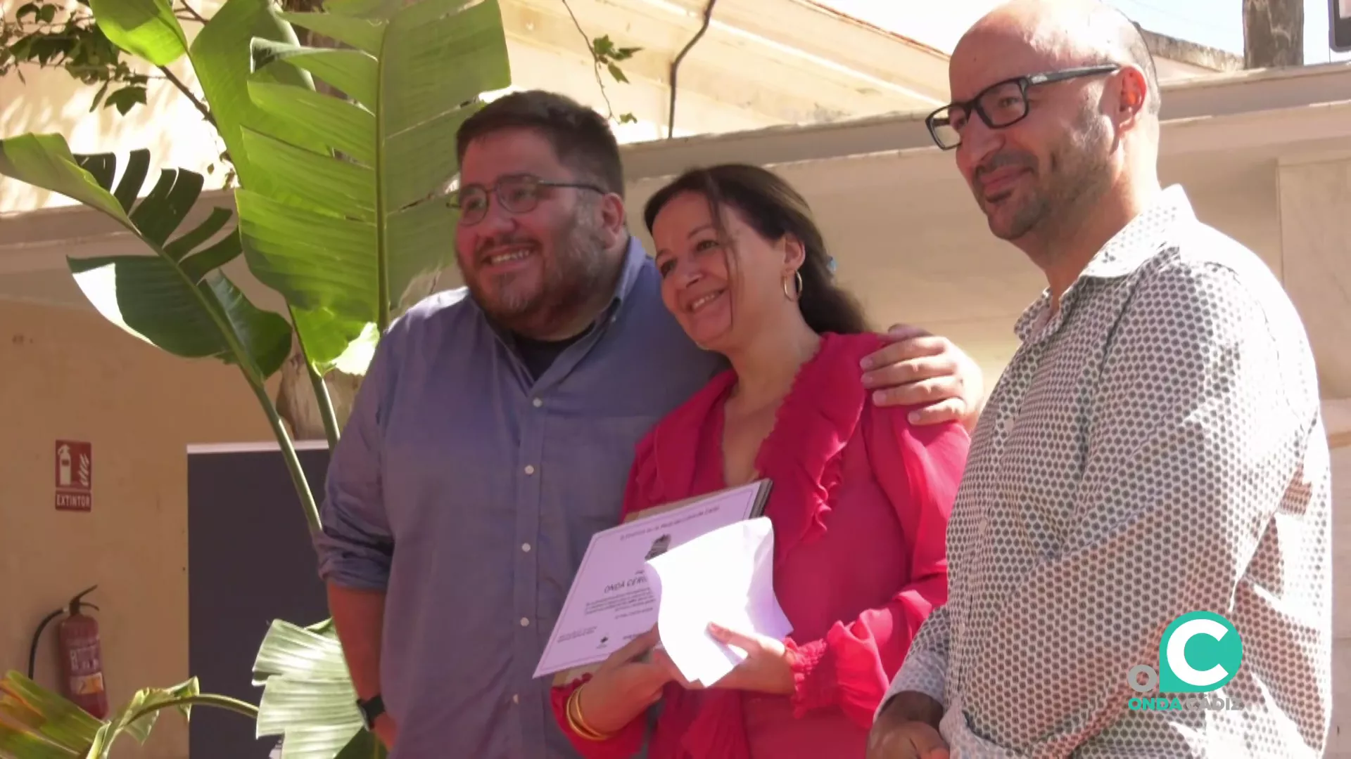 La emisora gaditana Onda Cero Radio ha sido reconocidos por su difusión cultural.