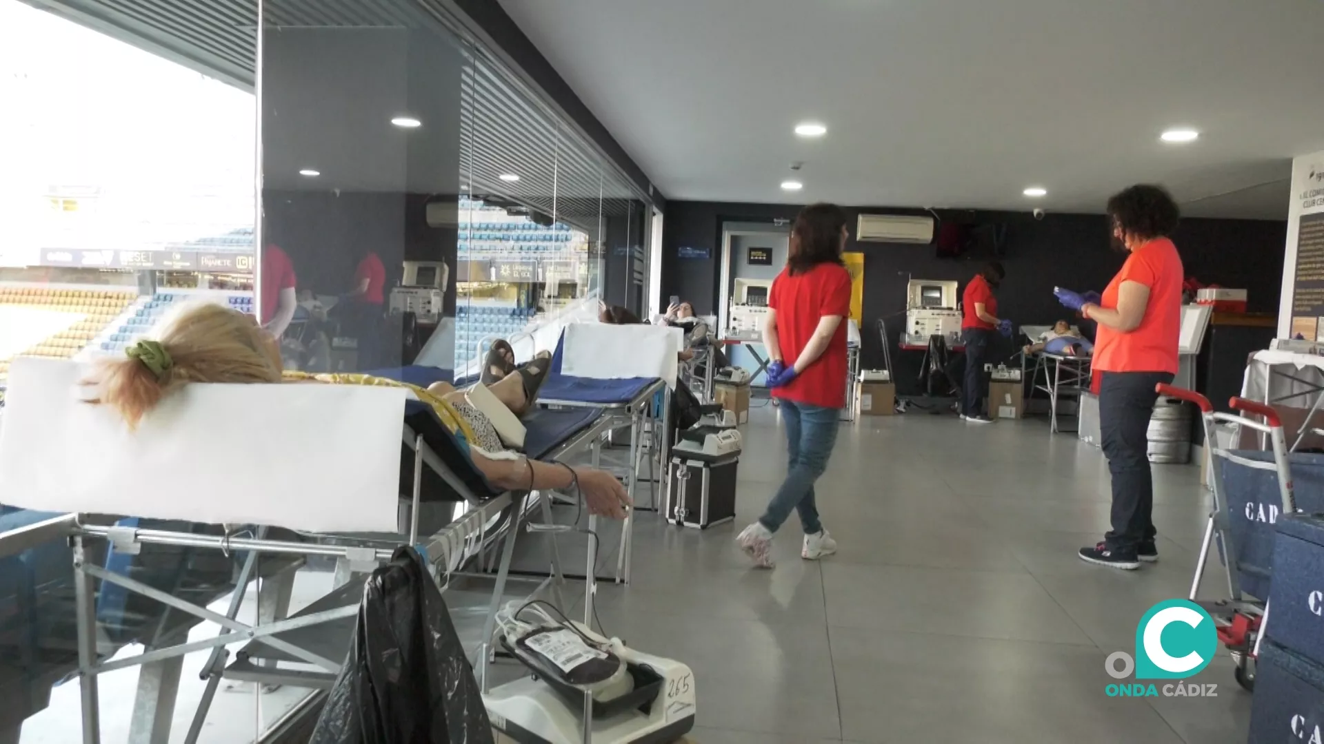 Campaña de donación de sangre realizada en el Estadio Nuevo Mirandilla. 