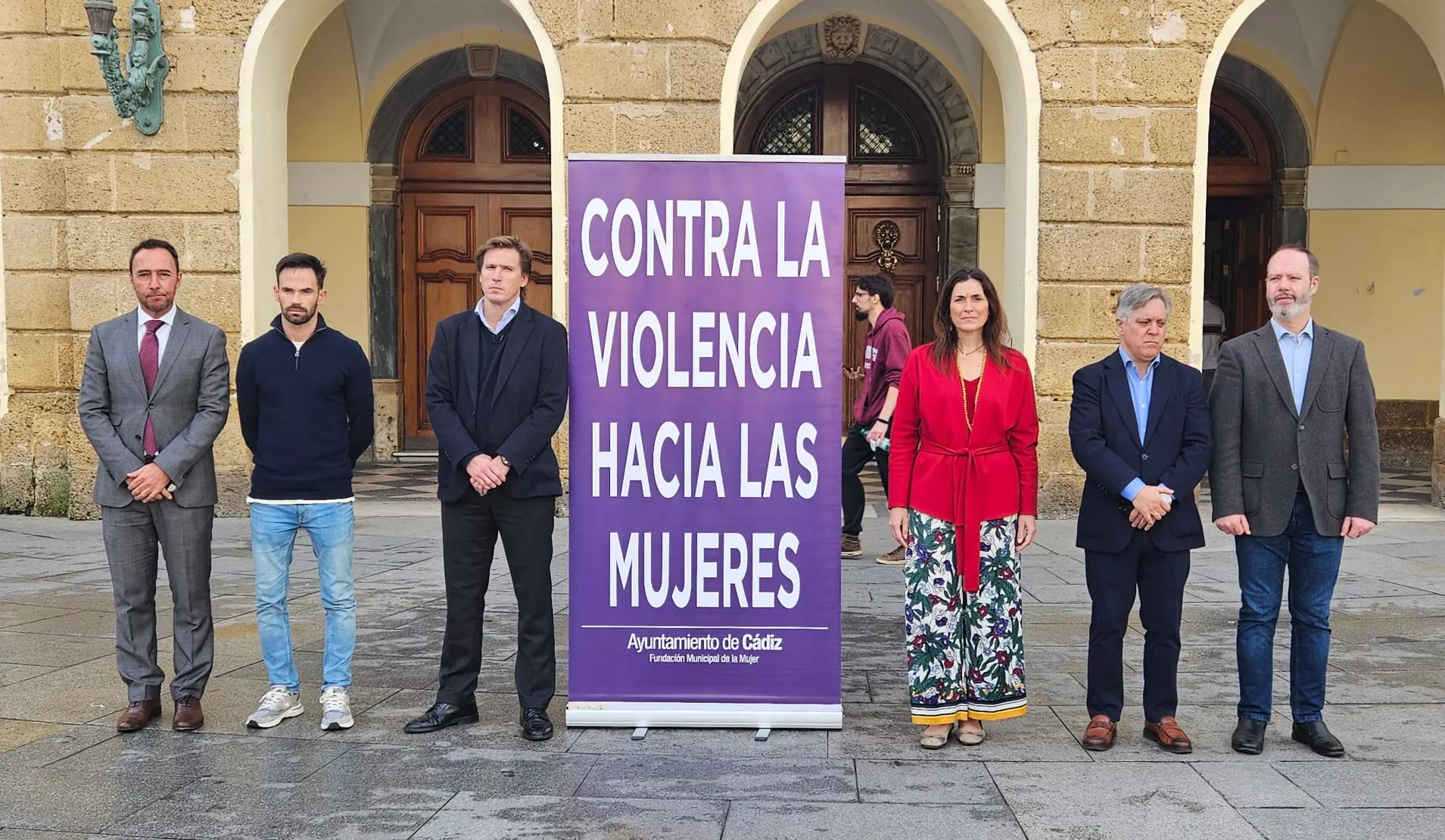Un momento del acto en la plaza de San Juan de Dios este lunes