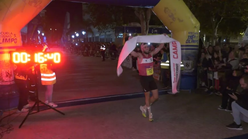 La VII San Silvestre cierra el año con la participación de más de 1.500 inscritos.