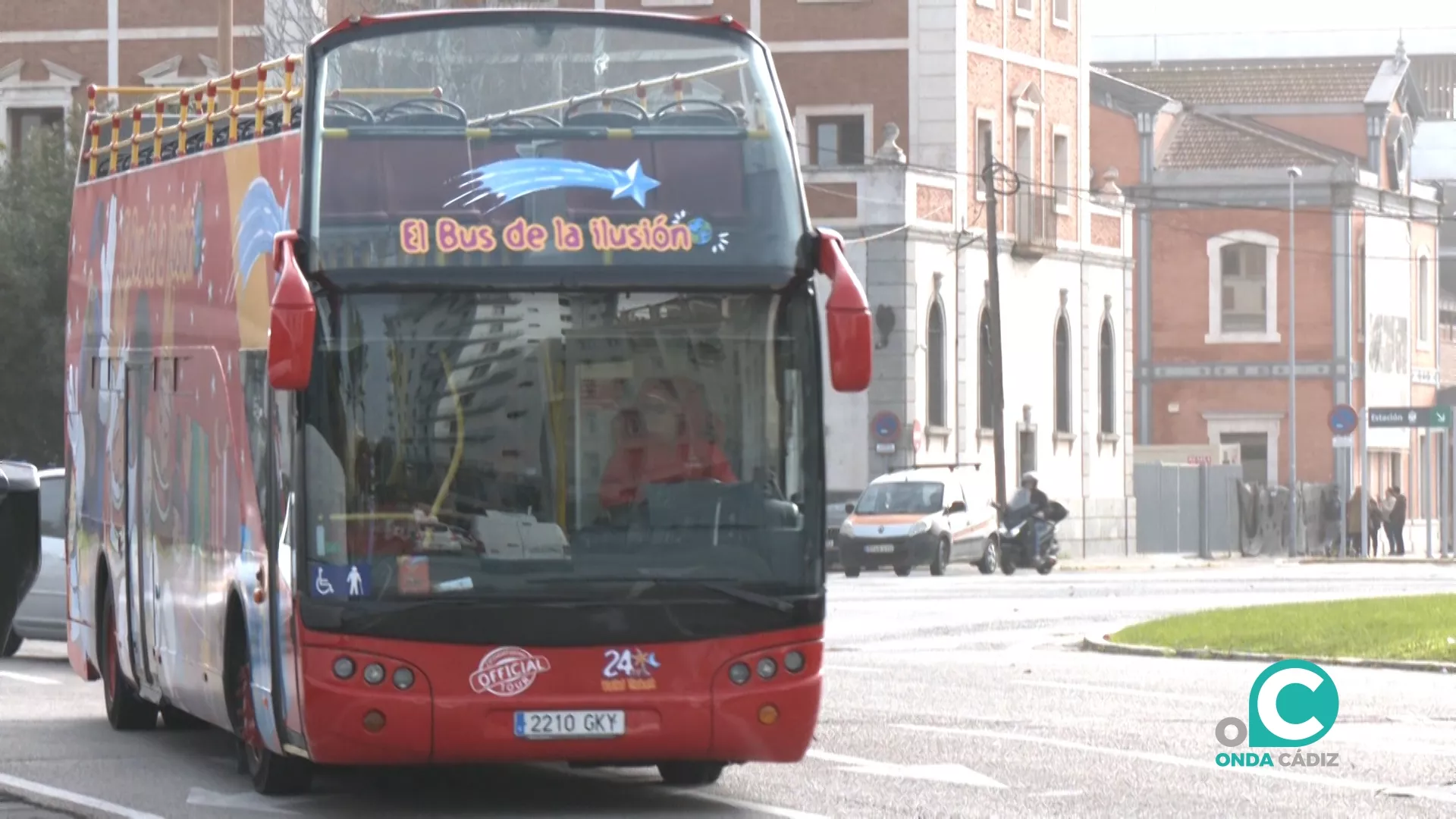Recorridos especiales del Bus de la Ilusión en estas fechas en Cádiz. 