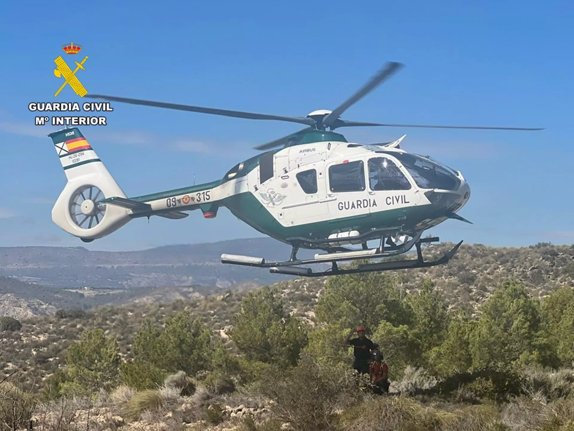 Un helicóptero de rescate de la Guardia Civil.