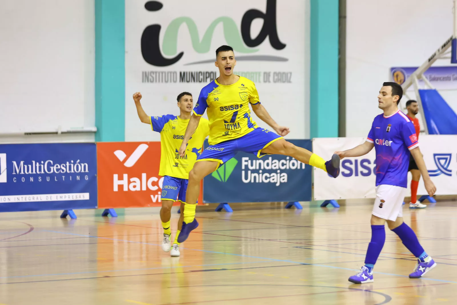 El CD Virgili Cádiz gana 5-2 al Nawter Blanca.