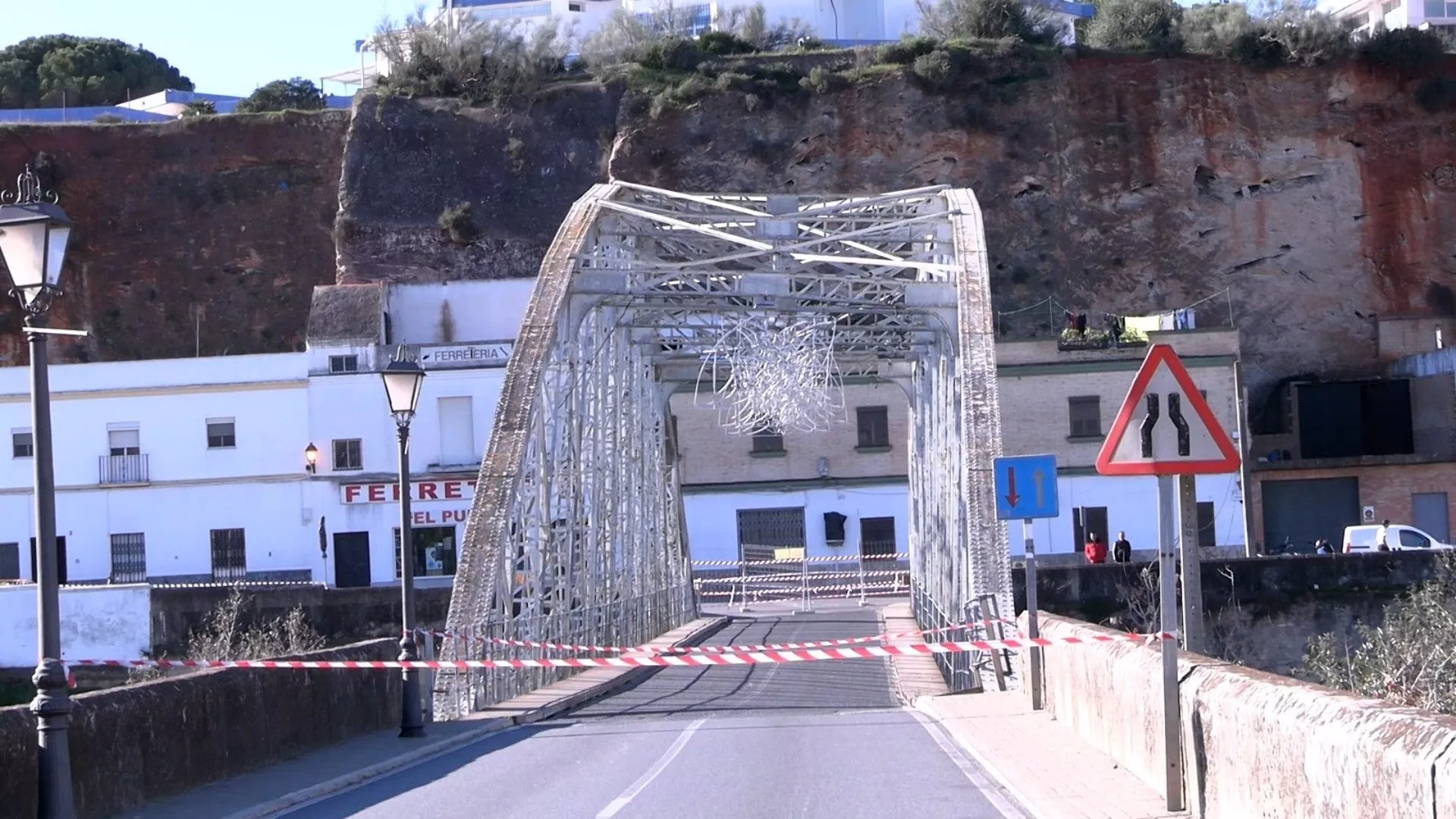Imagen de la infraestructura clausurada en la localidad serrana