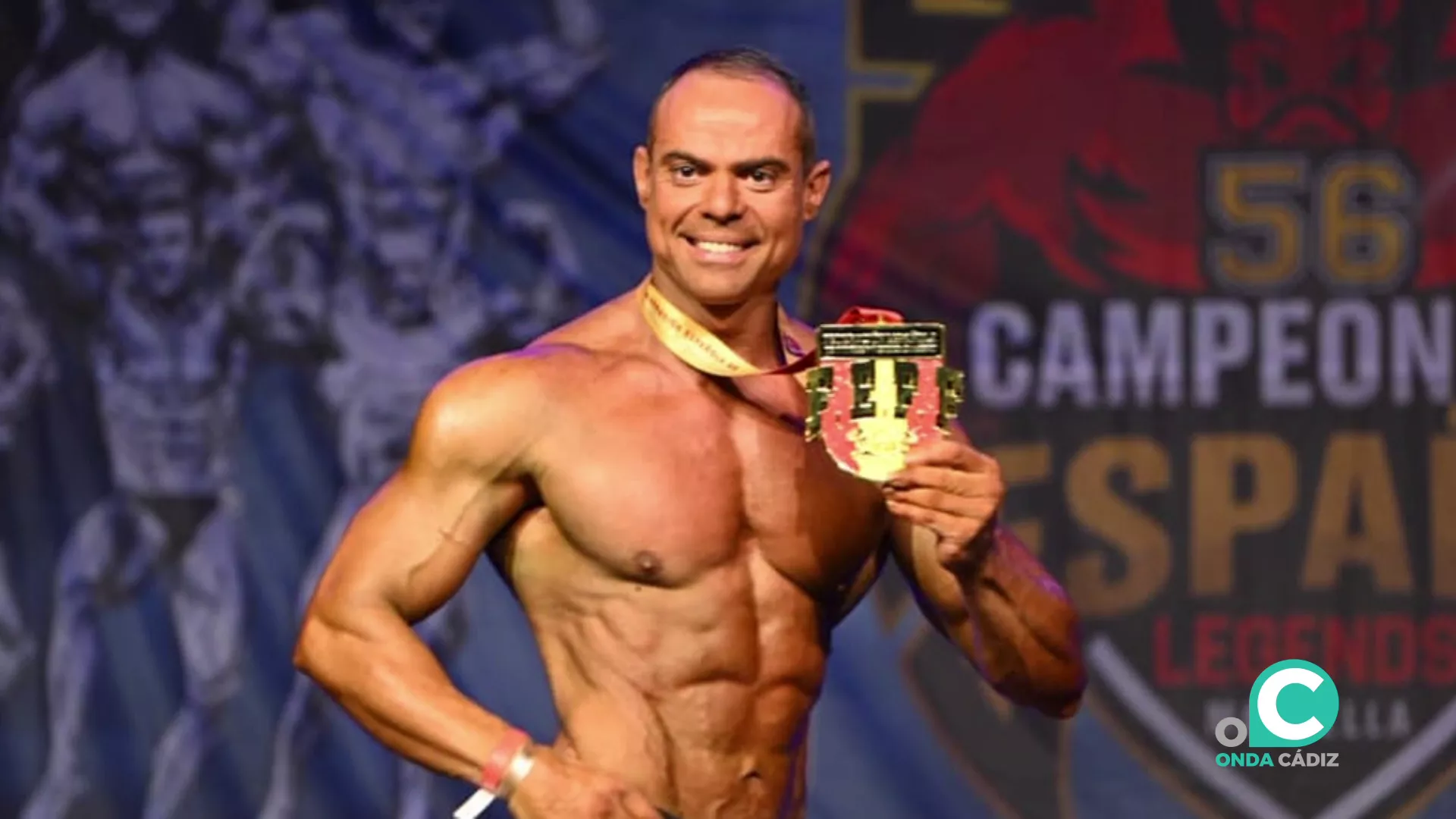 Espigares feliz con su medalla obtenida en tierras costasoleñas