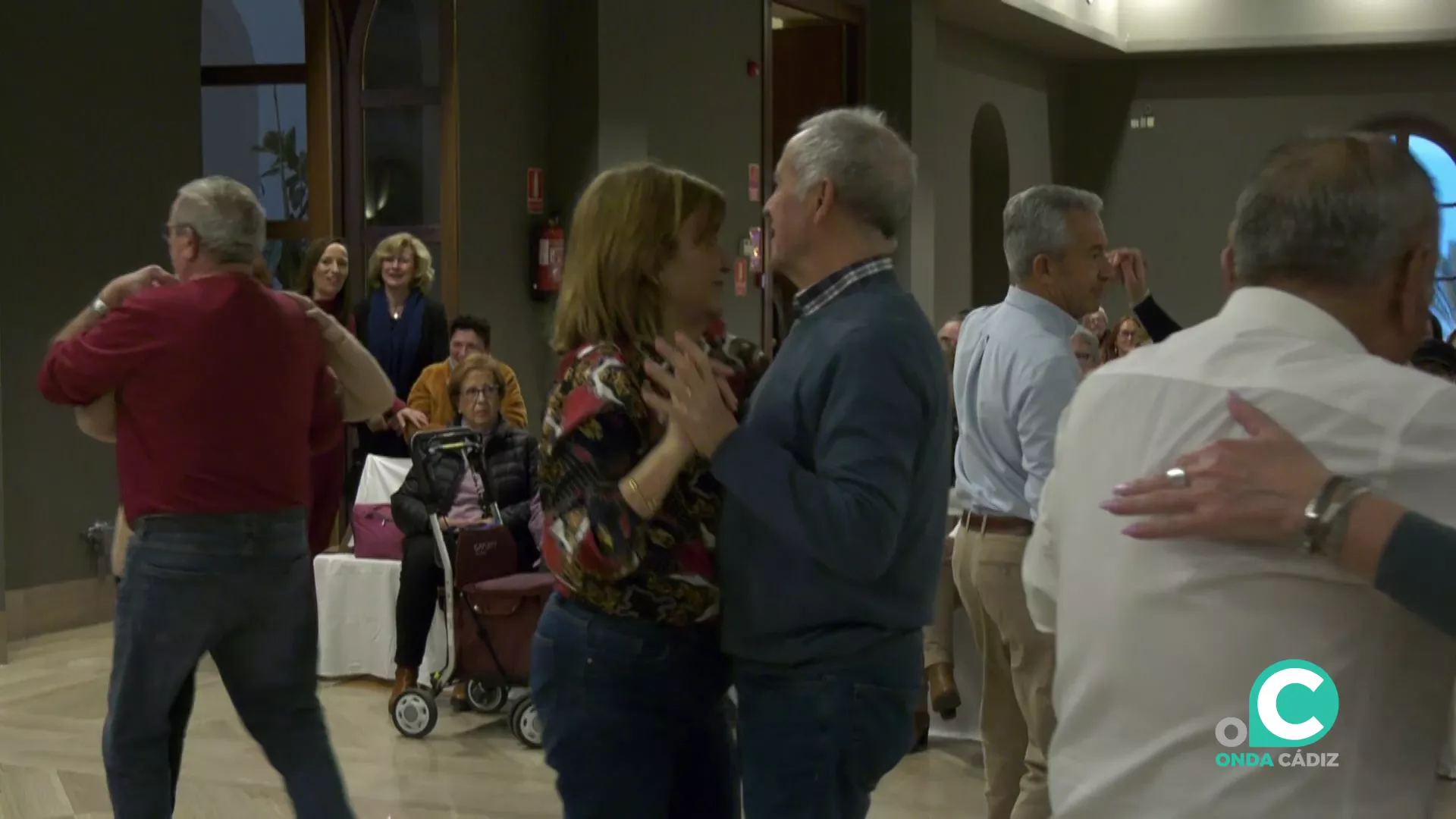 Los asistentes pudieron disfrutar de un amenizado baile durante la velada