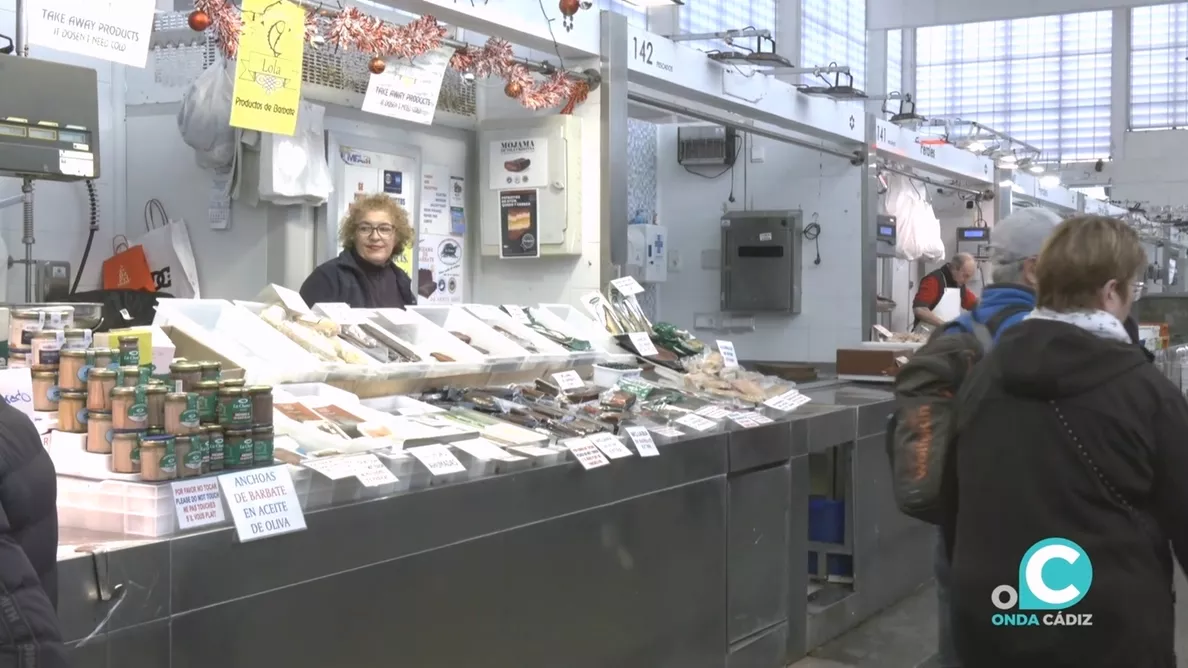 Puesto en el Mercado Central de Cádiz durante las fiestas