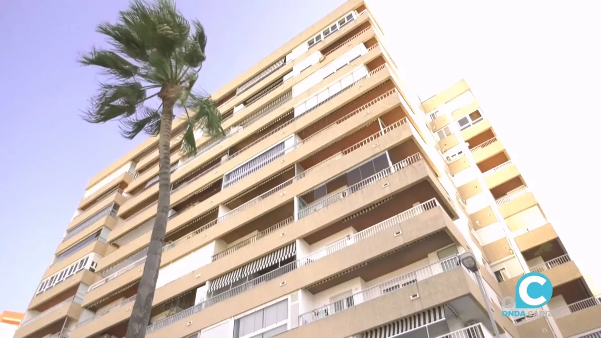 Bloque de apartamentos en la cuidad de Cádiz. 