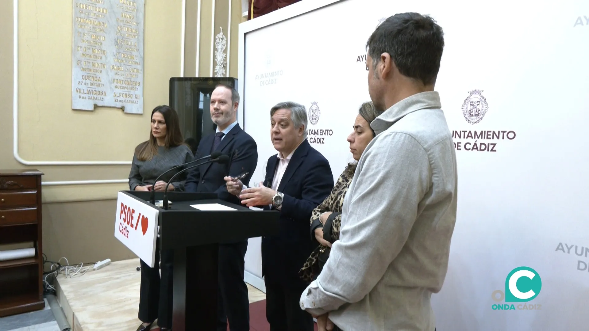El grupo municipal del PSOE en rueda prensa en una imagen de archivo. 