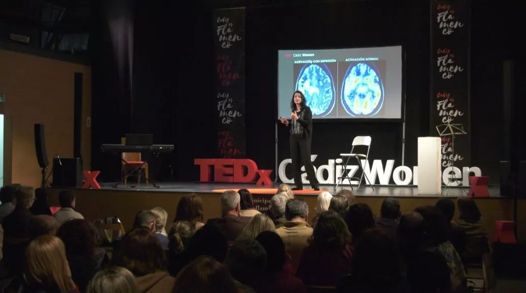 Las raíces y el futuro de la sociedad presentes en el primer TEDx Cádiz Women.