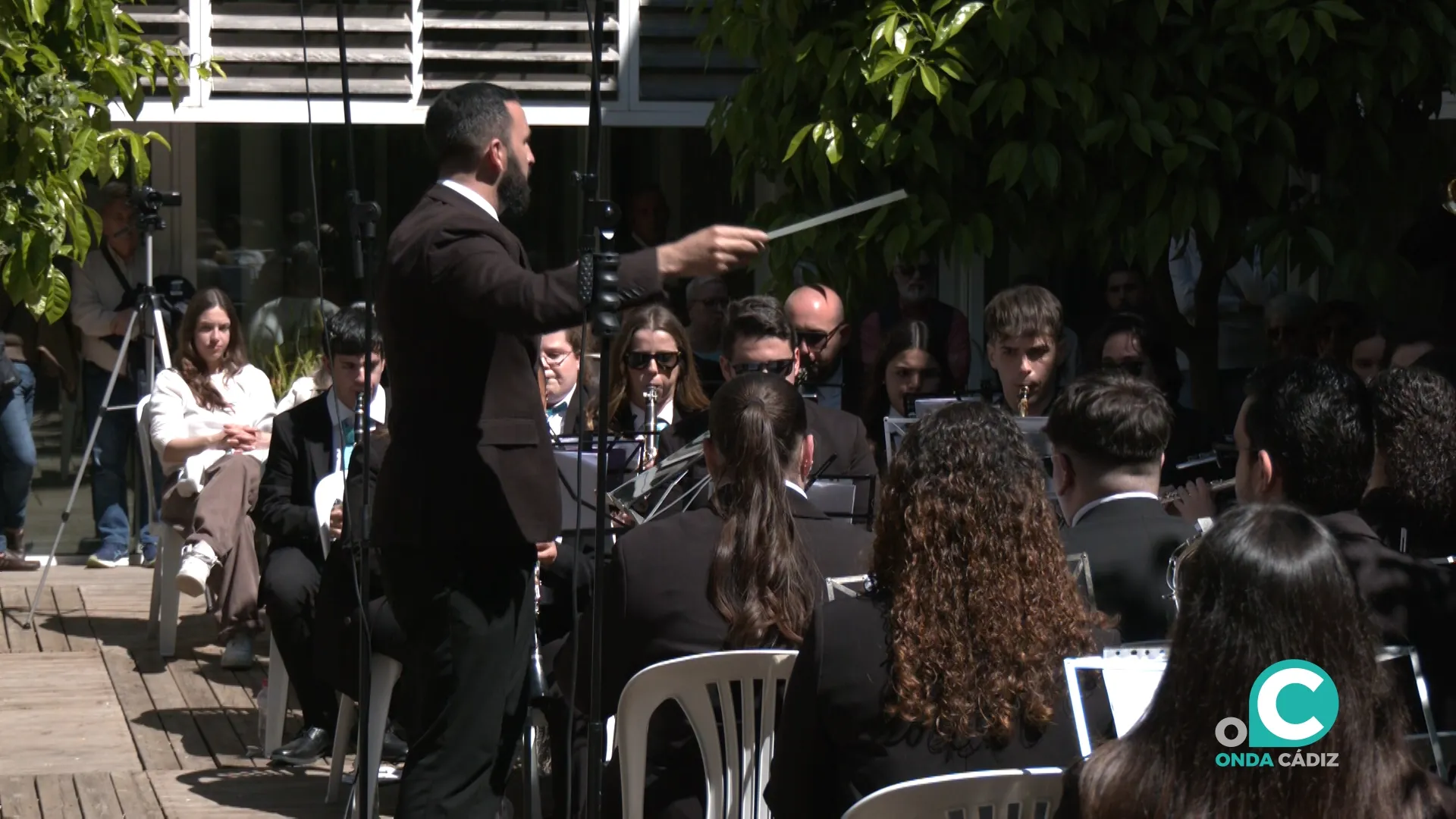 El ECCO ha acogido el concierto de presentación de la Banda de Música Ciudad de Cádiz.