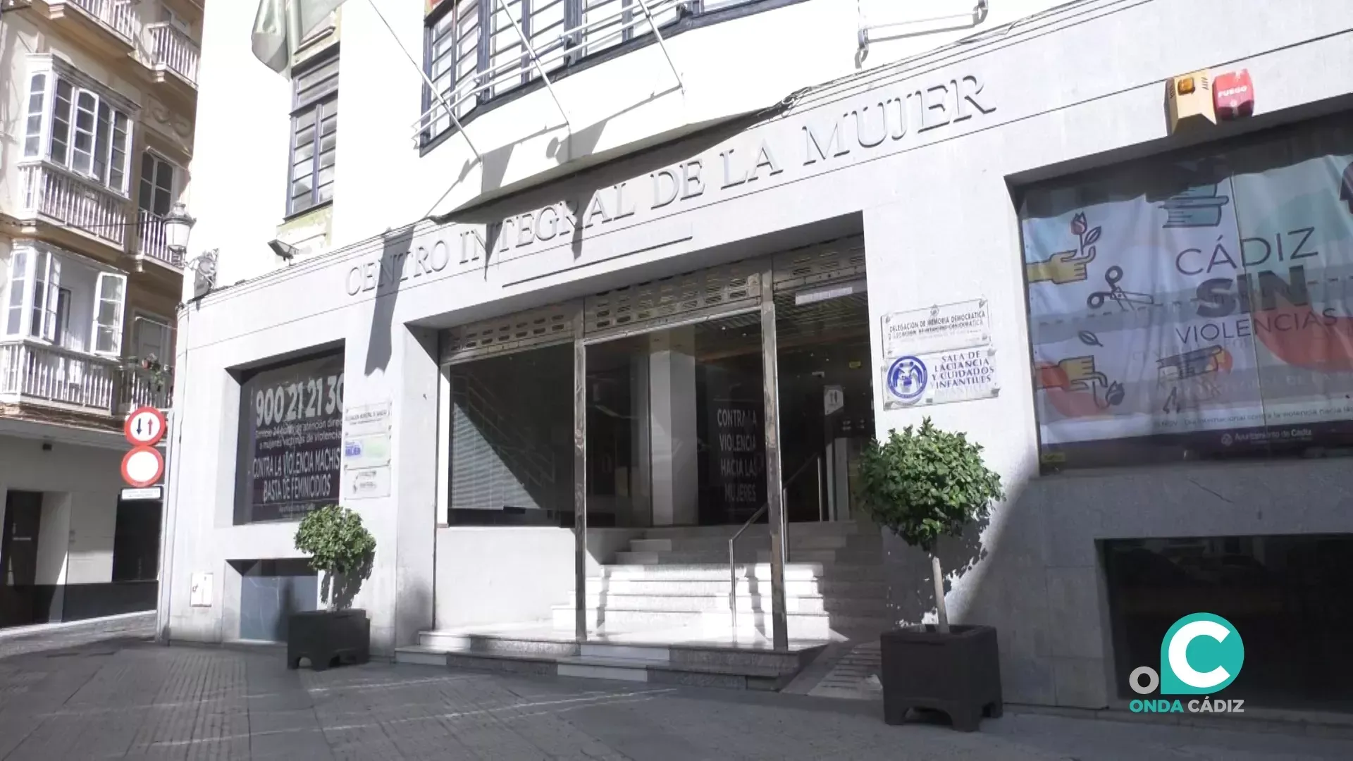 Entrada del Centro Integral de la Mujer, en la plaza del Palillero. 