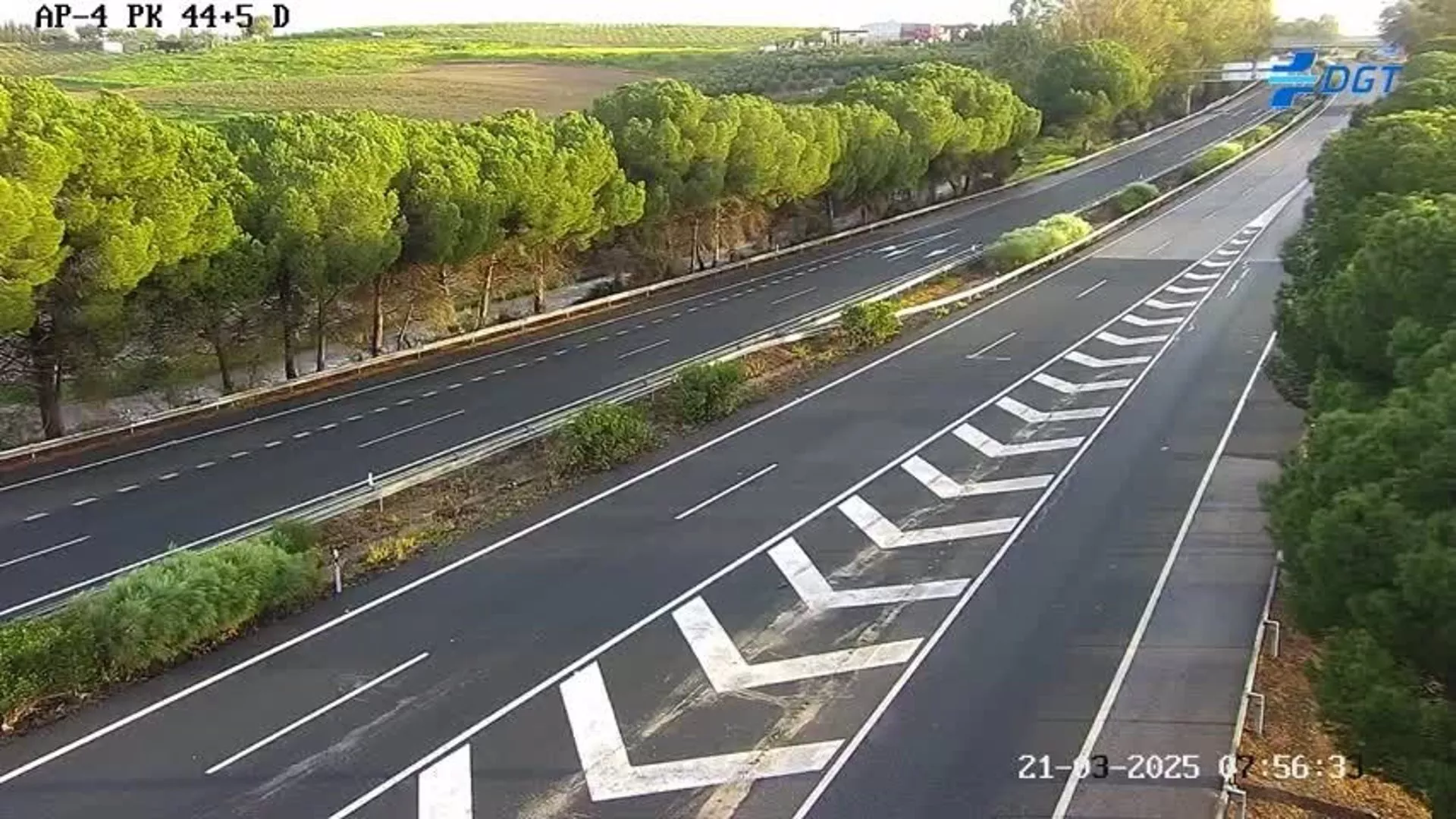 La AP-4 va recuperando la normalidad tras la borrasca.