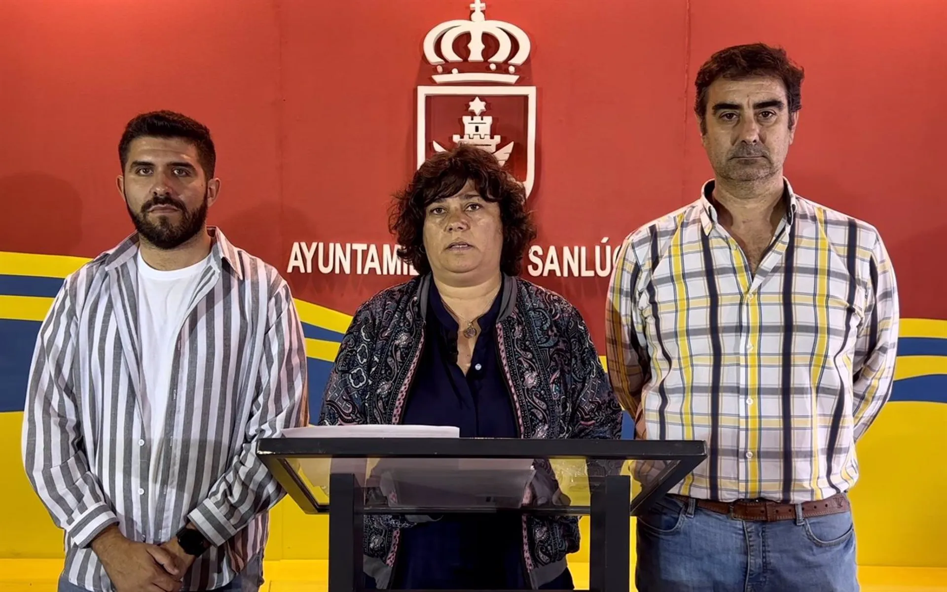 La regidora sanluqueña, Carmen Álvarez, junto a dos ediles del equipo de gobierno en una imagen de archivo