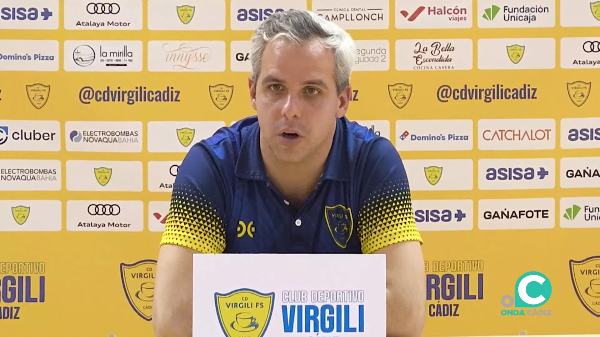 El técnico gaditano en rueda de prensa tras el partido del pasado domingo en el Pabellón Ciudad de Cádiz