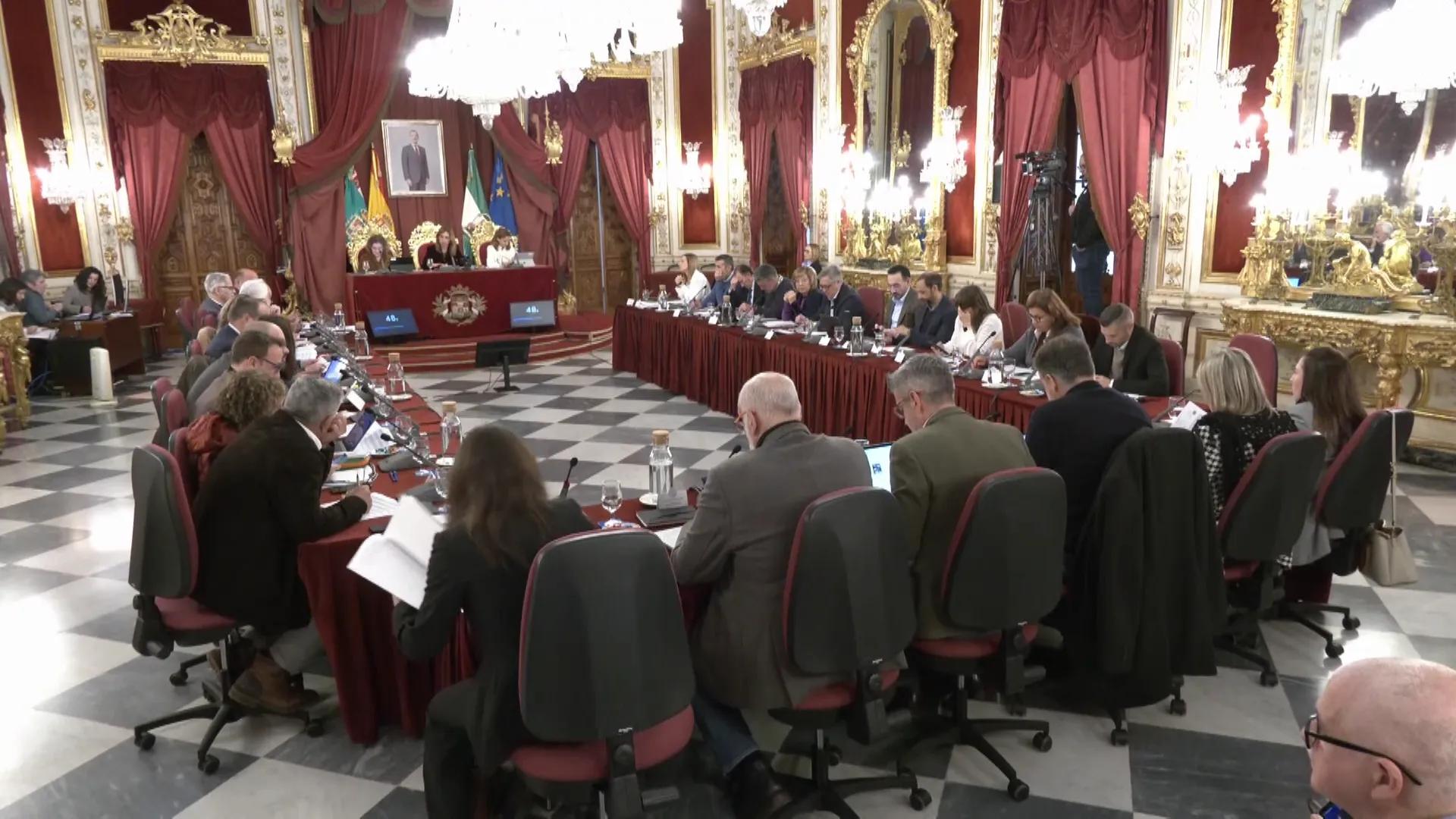 Un momento de la sesión celebrada en el Palacio Provincial