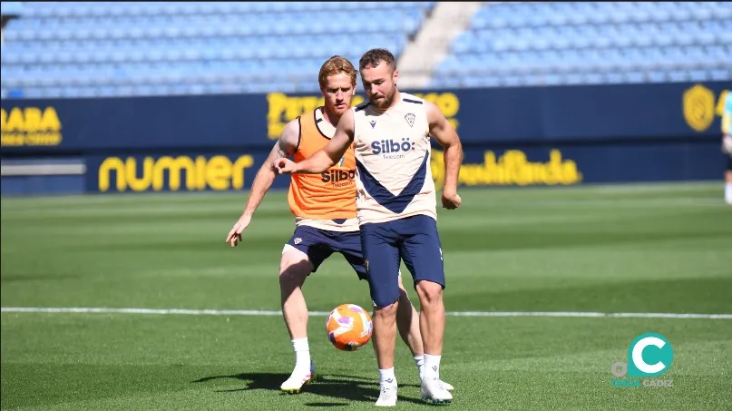 Ontiveros durante la sesión celebrada este miércoles en el escenario del partido (Foto: Cádiz CF)
