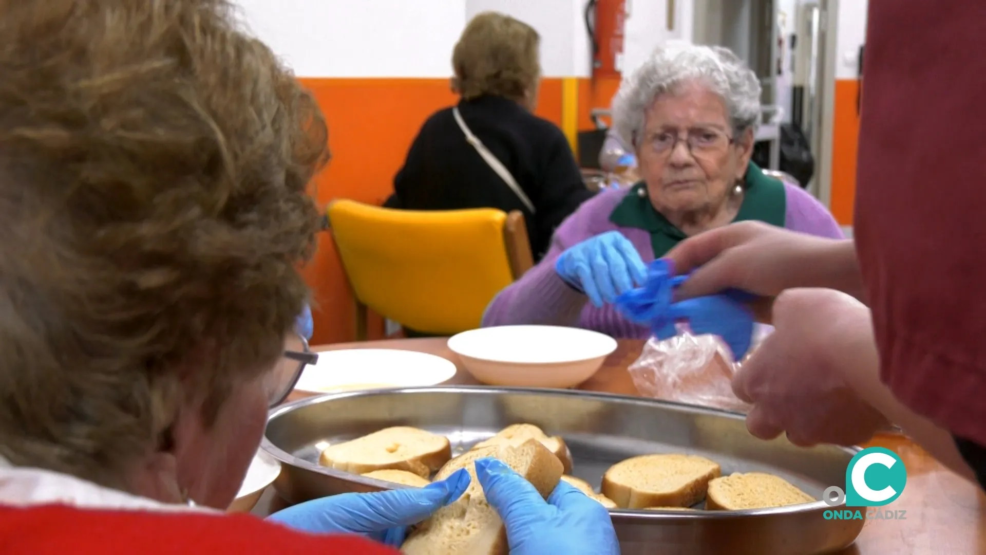 La Residencia Fragela ha celebrado este Viernes de Dolores su tradicional Torrijada