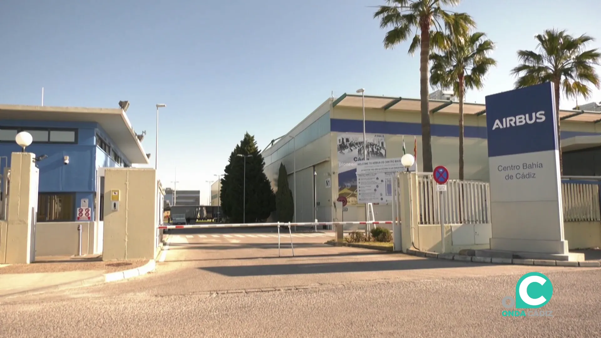Entrada a la factoría de aeronaútica en Puerto Real